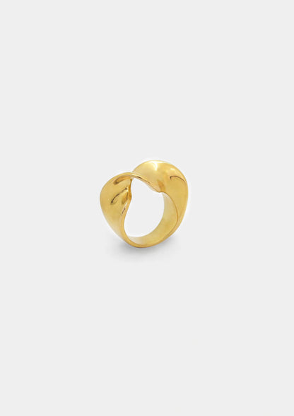 anillo bañado en oro nerea