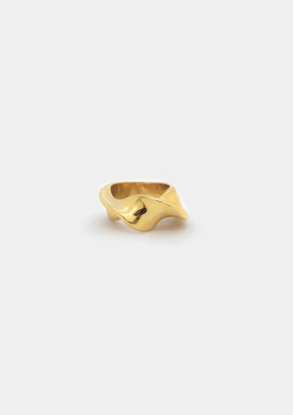 anillo nerea bañado en oro