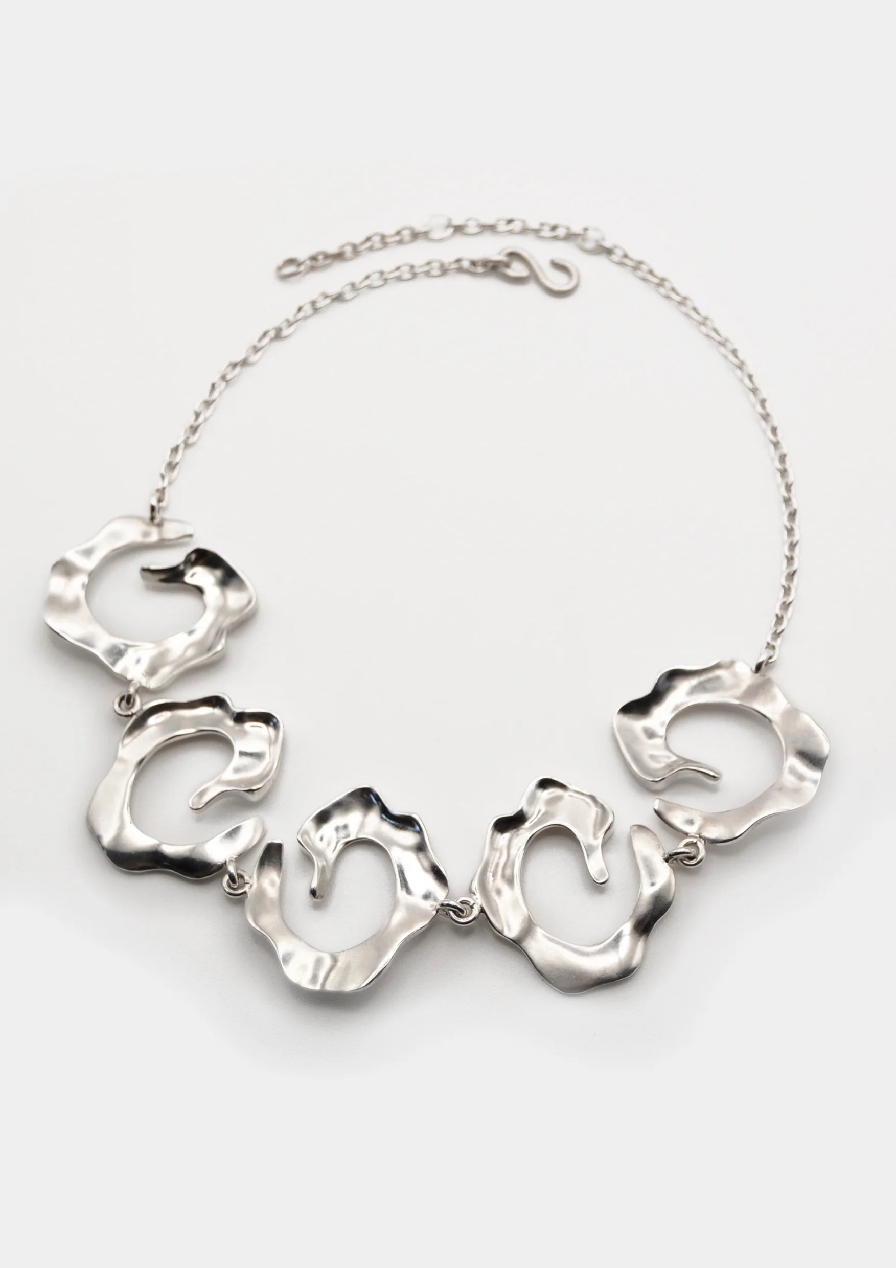chocker plata